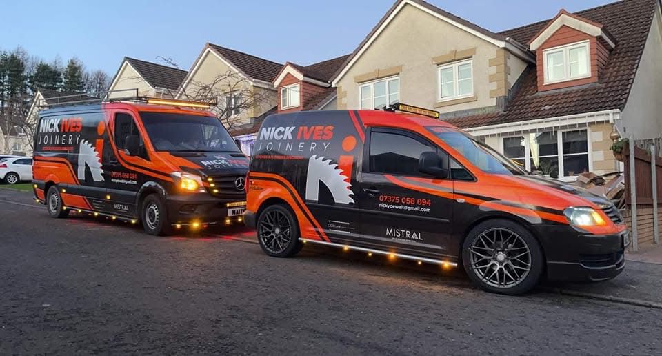 52300d55-0c33-4557-a4b6-38bdb0a431e2