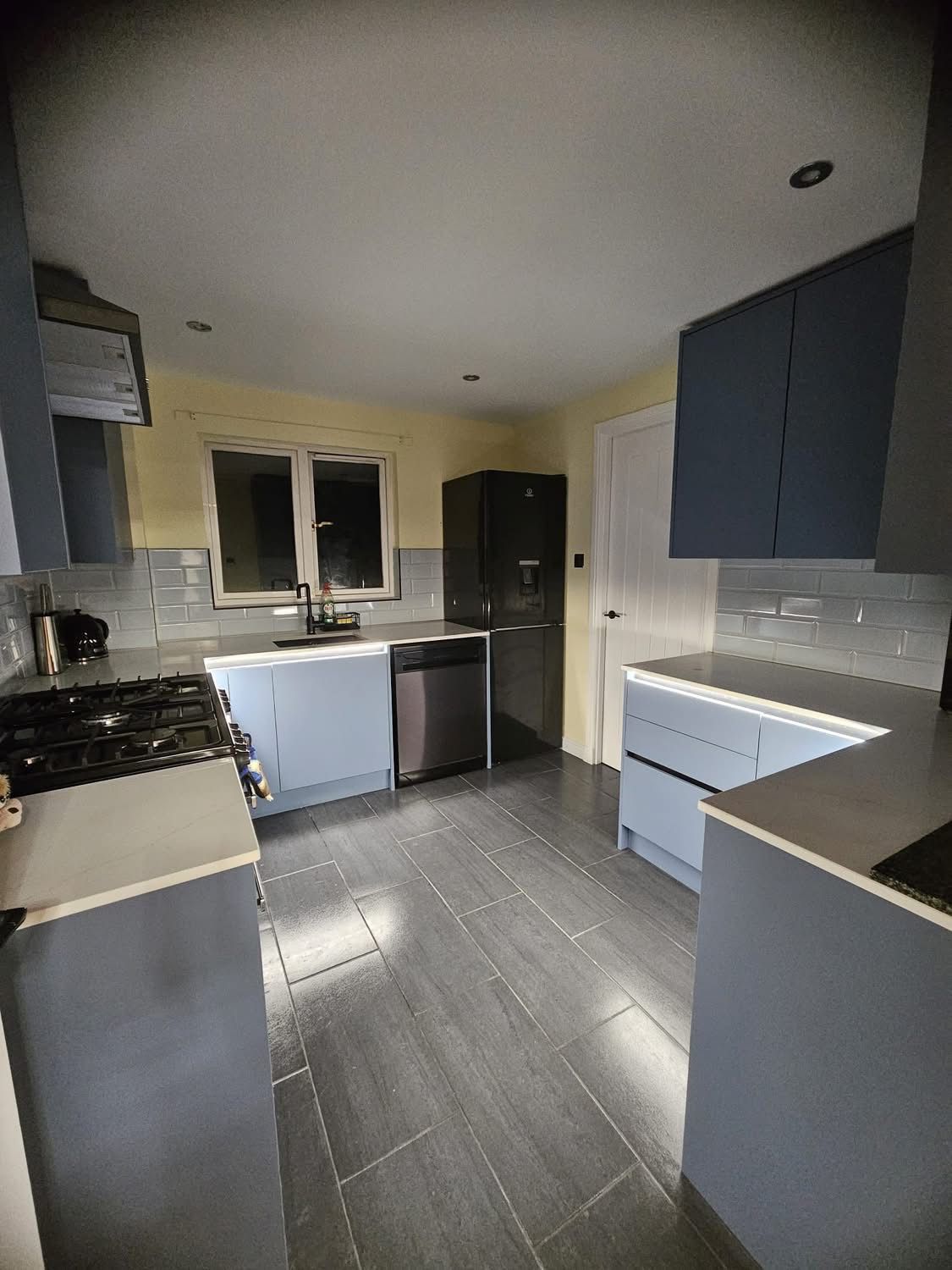 dd5db45d-cd62-403e-abb2-c39d2aa9e241